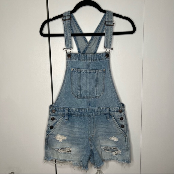 Abercrombie & Fitch Denim Distressed Overalls - Picture 2 of 6